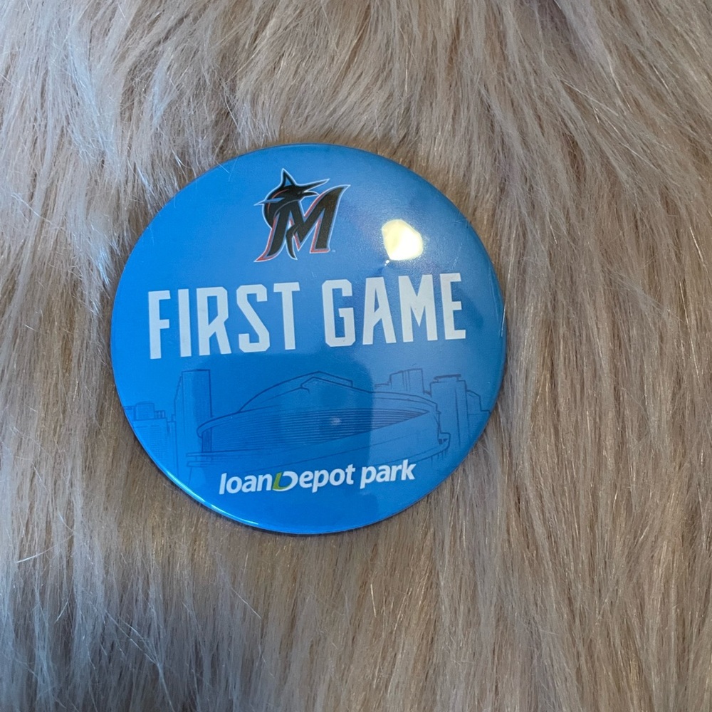 Miami Marlins first game pin